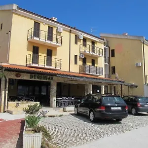 Gostinjska kuća And Degenija, Starigrad Paklenica